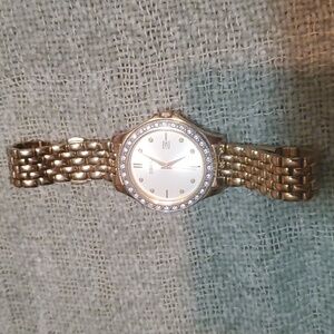 Seiko  Crystal Elements Yellow Dial Ladies Watch Date Function